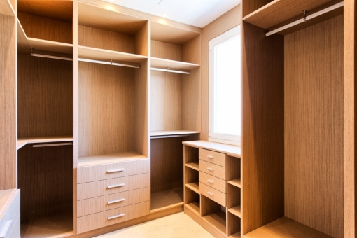 The dressing room with cabinets