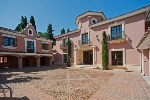 Traumhafte Villa mit polbereich in Guadalmina baja