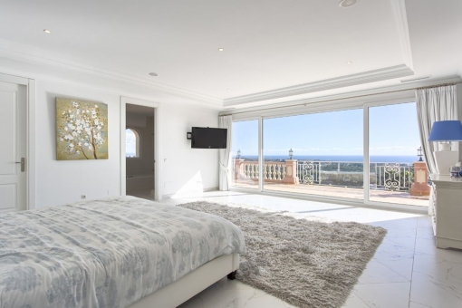 Master suite with sea views