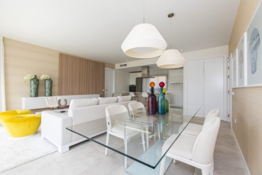Off plan modern style 3 bedrooms middle floor apartment in an idyllic setting close to the beach in Estepona