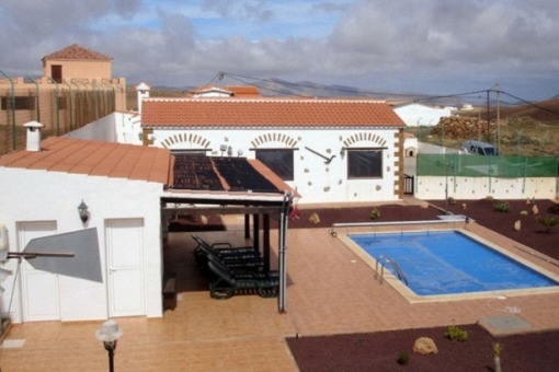 Rustikale Finca mit Pool in Agua de Bueyes, Fuerteventura