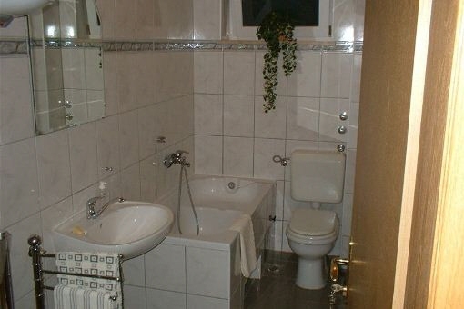 badezimmer-omis-villa