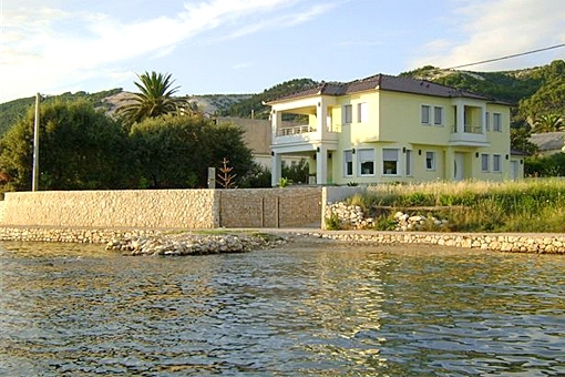 house in Rab