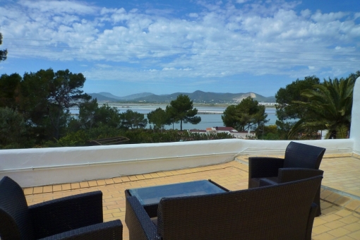 terrace & view-salinas-villa
