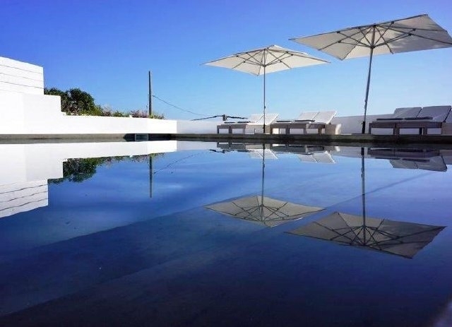terrace-pool-Cala-Moli-villa