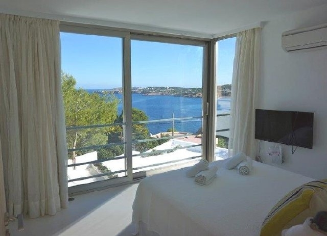 view-balcony-sea-countryside-Cala-Moli-villa