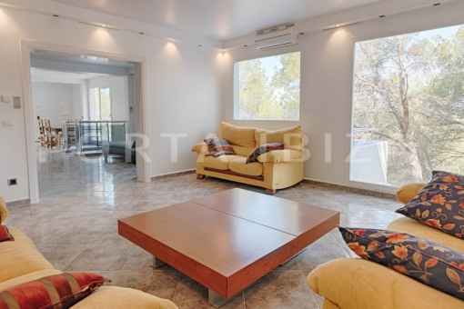 renovated house-livingroom-salinas