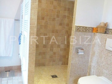 bathroom2villa-can furnet-ibiza