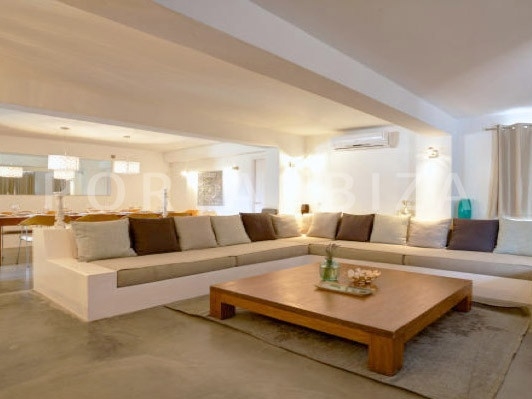 livingroom-stunning villa-es cubells