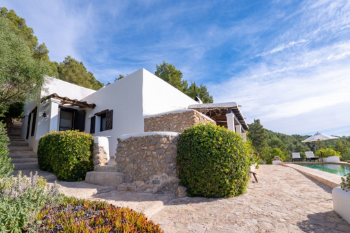Authentic eco-finca in Sa Carroca with great privacy,touristic  rental license and breathtaking views of nature and the sea