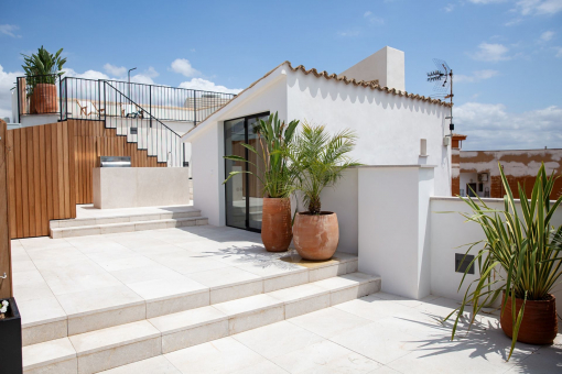 Rooftop with pool and BBQ