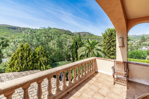 Balkon mit Aussicht auf die Natur