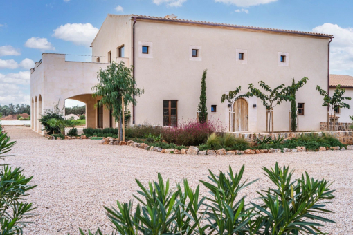 Luxus-Fincaanwesen mit Pool und Gästehaus nahe Campos