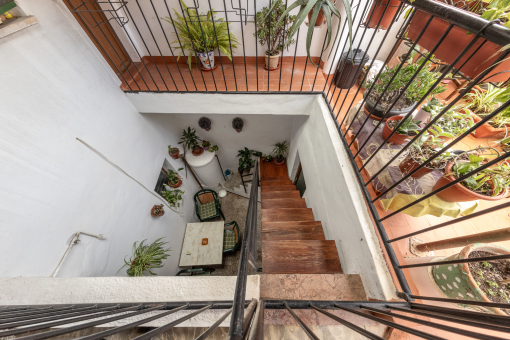 Courtyard of the property