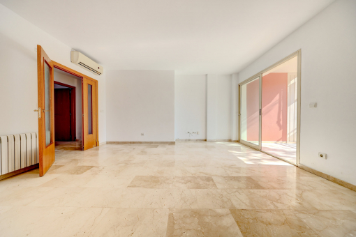 Living and dining area?