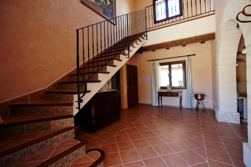 Staircase and entrance area