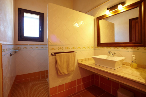 First bathroom on the ground floor