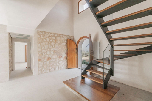 Entrance hall and stairwell