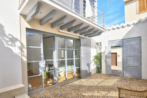 Townhouse with patio