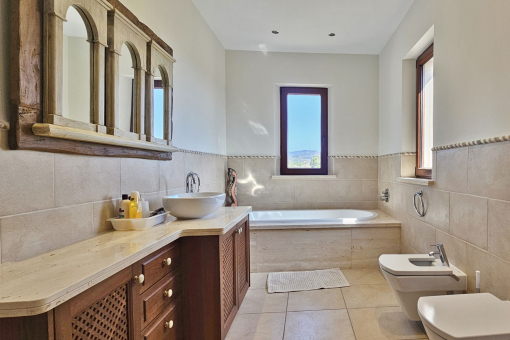 Second bathroom upstairs