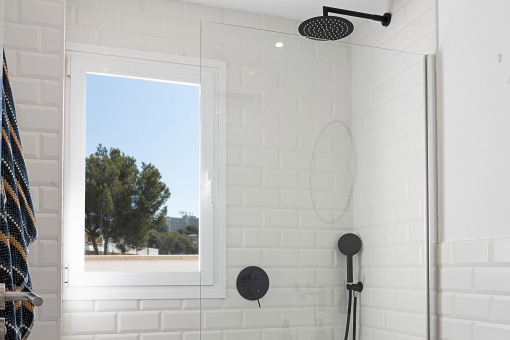 Bright Bathroom with Window