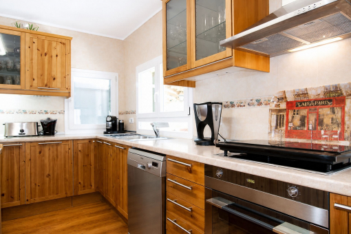 Large and modern kitchen