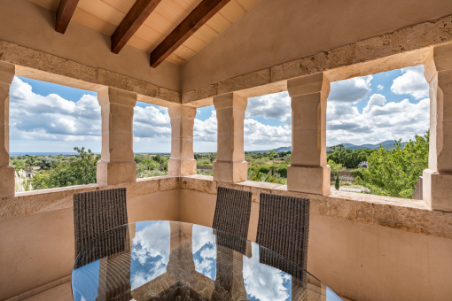 Seating area on the upper terrace