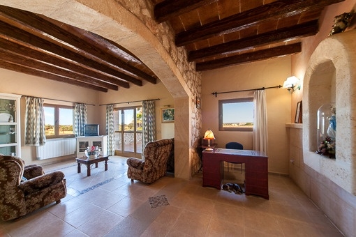 Lichtdurchfluteter Wohnbereich