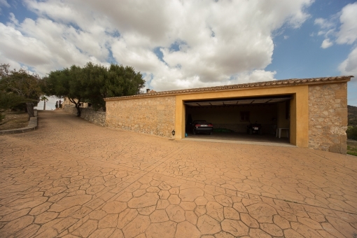 Garage from the finca