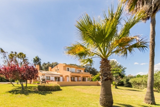 Idyllic country house with mediterranean garden