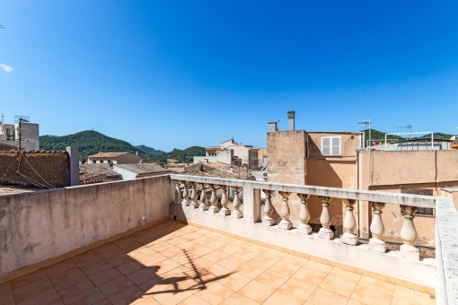 Sunny terrace with views on the Tramuntana