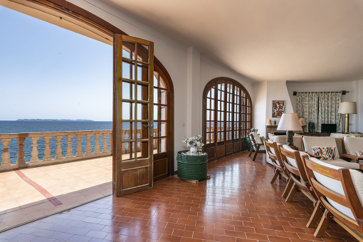 Living area and balcony of the second floor