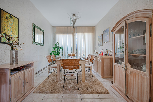 Bright dining area