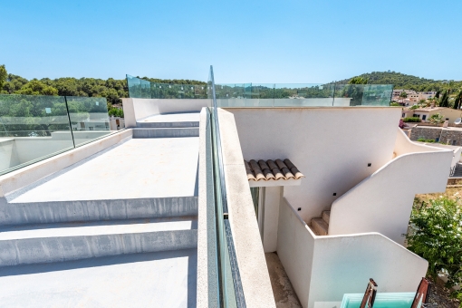 Roof terrace and pool
