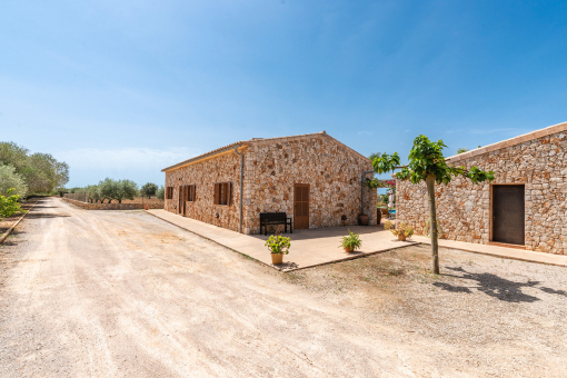 Exterior view of the finca