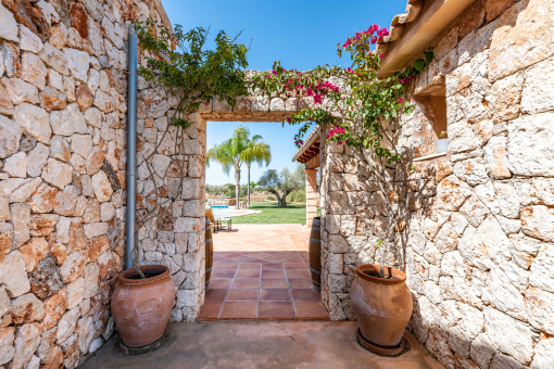 Access to the pool