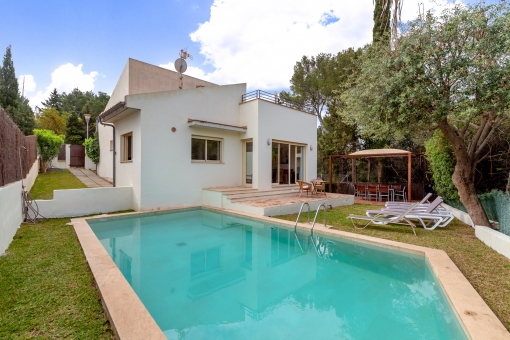 Chalet quietly-situated with touristic rental licence and pool in Bonaire