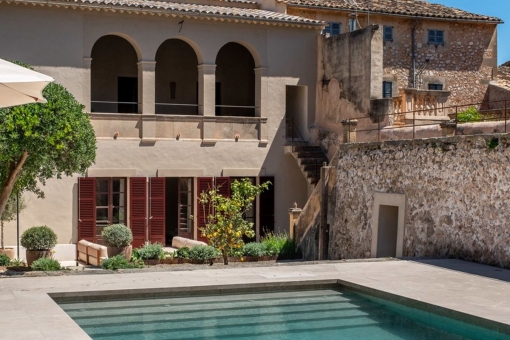 house in Alaro for sale