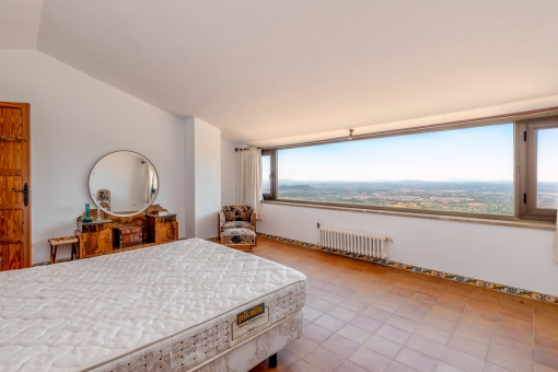 Spectacular views in the master bedroom