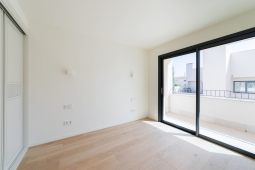 Bedroom with balcony