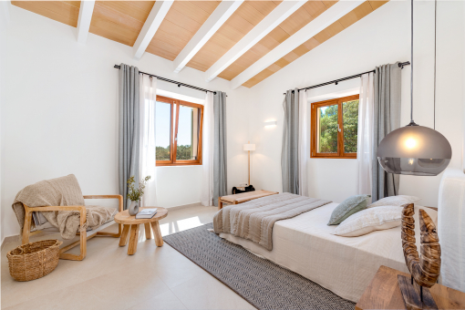 EInes von 5 Schalfzimmern