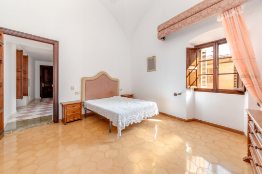 Eins von 6 Schlafzimmern