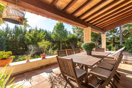 Covered outdoor dining area