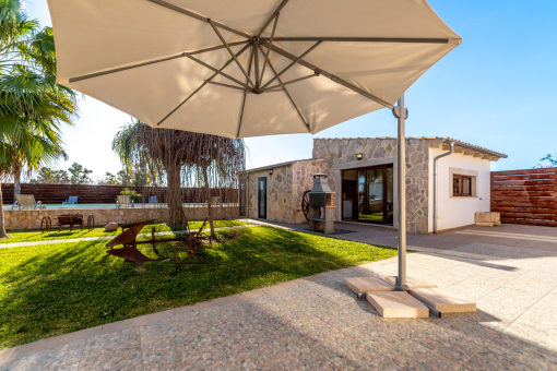 Terrace and exterior kithcen