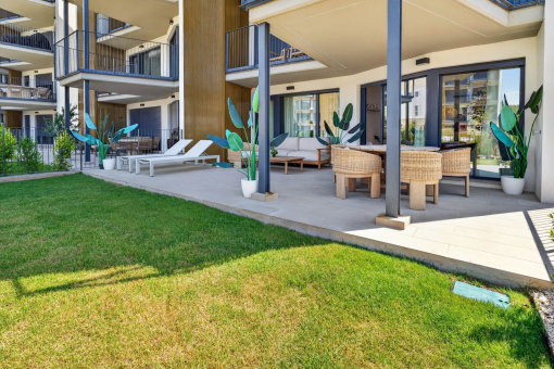 Garten mit Terrasse