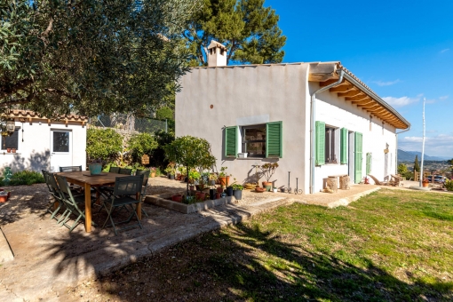 Terrasse und Außenbereich der Finca