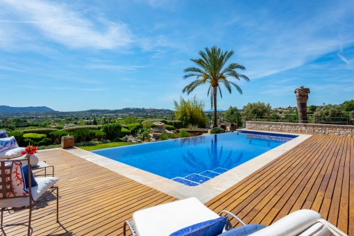 Large pool with sweeping views