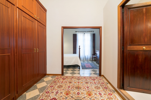 Spacious built-in cupboards