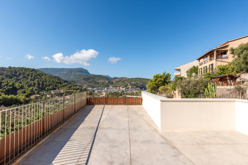 Dachterrasse mit Panoramablick