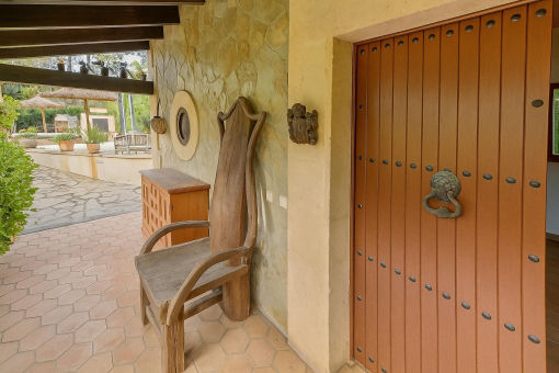 Access to the guest house